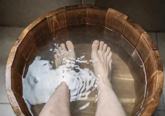 中醫教你秋季泡腳養生，秋冬不寒